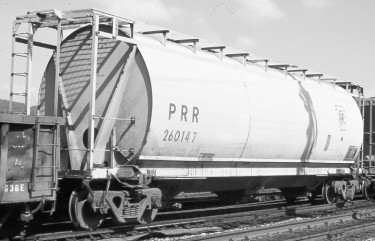 H44,H44a, PRR 260147, Photographer Conway, PA, Ed Martin, 6/21/77.